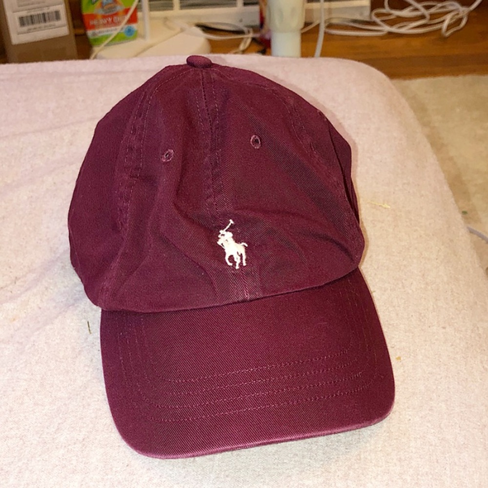 ❤️Maroon polo hat!!!